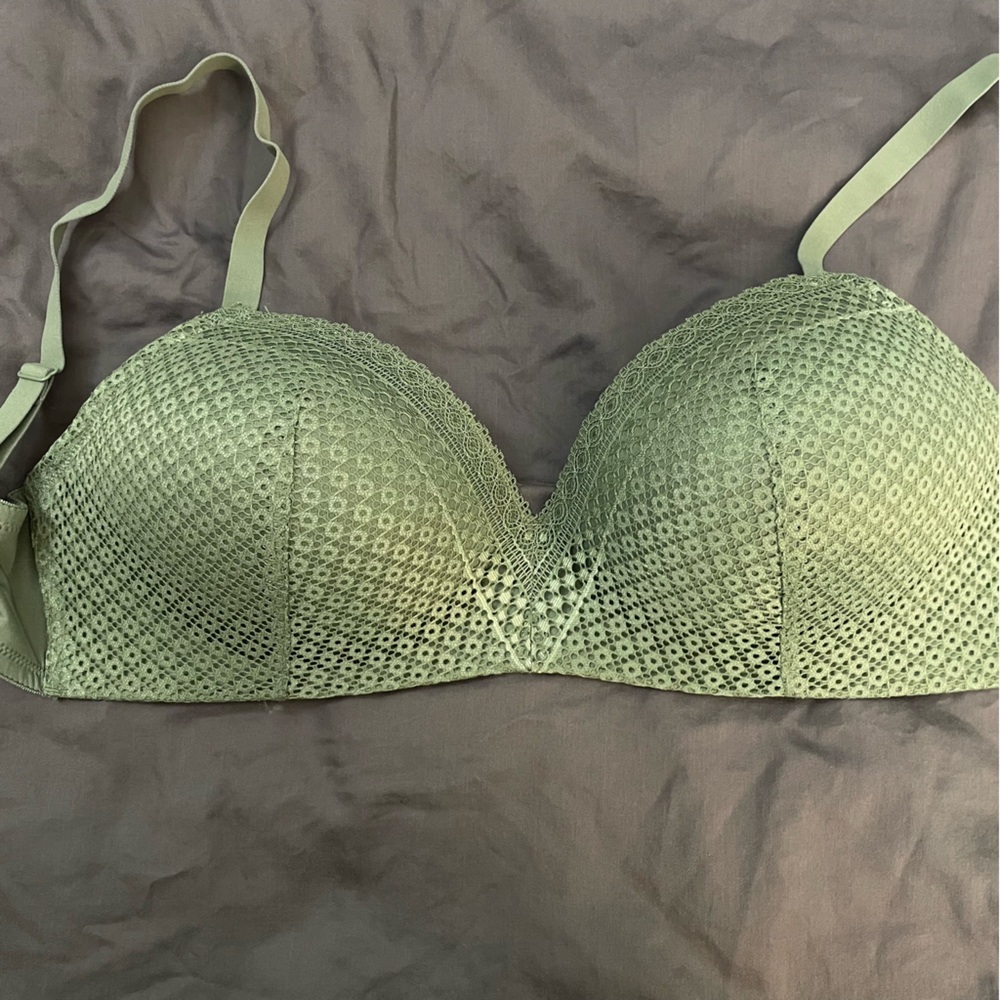 Women’s Bra - 36DD - Maidenform